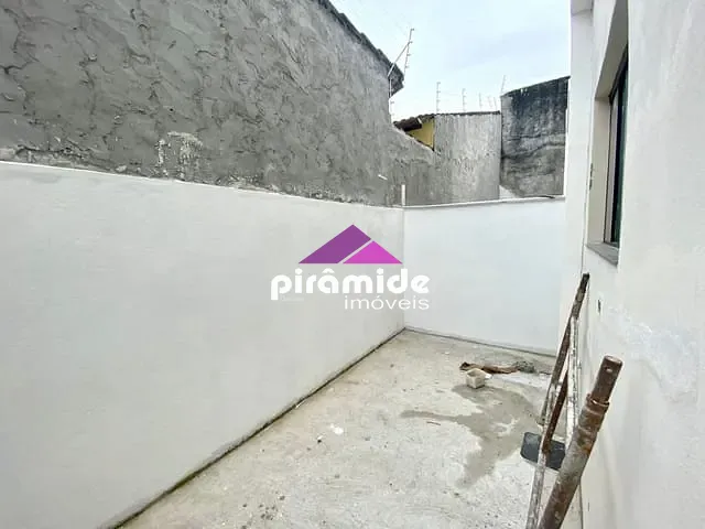 Casa com 84m² 2 quartos e 1 banheiro, à venda, no bairro Pontal de Santa Marina em Caraguatatuba