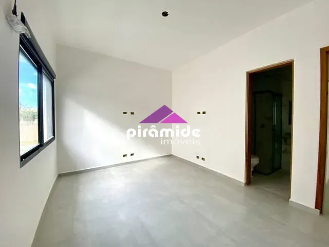 Casa com 84m² 2 quartos e 1 banheiro, à venda, no bairro Pontal de Santa Marina em Caraguatatuba