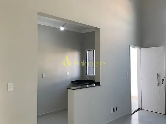 Casa com 125m² 3 quartos e 2 banheiros, à venda, no bairro Loteamento Vila Olímpia em Taubaté