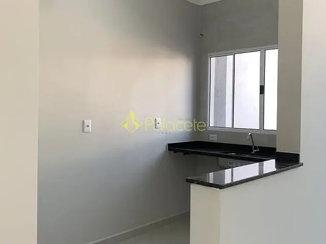 Casa com 125m² 3 quartos e 2 banheiros, à venda, no bairro Loteamento Vila Olímpia em Taubaté