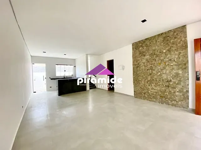 Casa com 84m² 2 quartos e 3 banheiros, à venda, no bairro Pontal de Santa Marina em Caraguatatuba