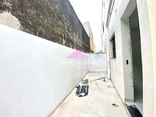 Casa com 84m² 2 quartos e 3 banheiros, à venda, no bairro Pontal de Santa Marina em Caraguatatuba