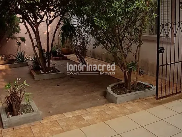 Casa com 260m² 3 quartos e 2 banheiros, à venda, no bairro Jardim Morumbi em Londrina