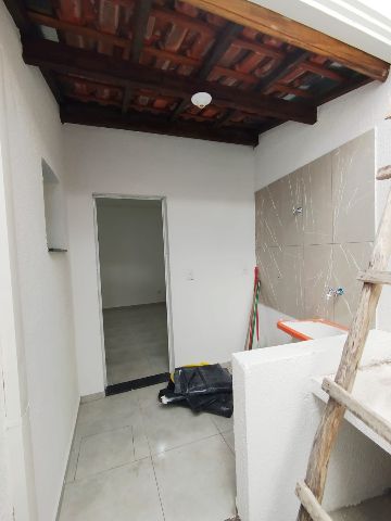 Casa com 250m² 3 quartos e 1 banheiro, à venda, no bairro Loteamento Residencial Andrade em Pindamonhangaba