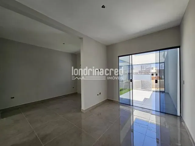 Casa com 156m² 3 quartos e 2 banheiros, à venda, no bairro Colúmbia em Londrina