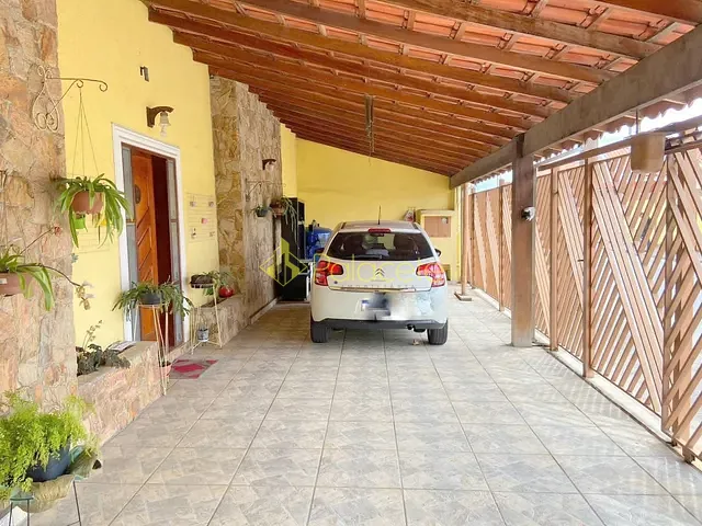 Casa com 297m² 3 quartos e 2 banheiros, à venda, no bairro Conjunto Habitacional Terra dos Ipês II (Fase II) em Pindamonhangaba