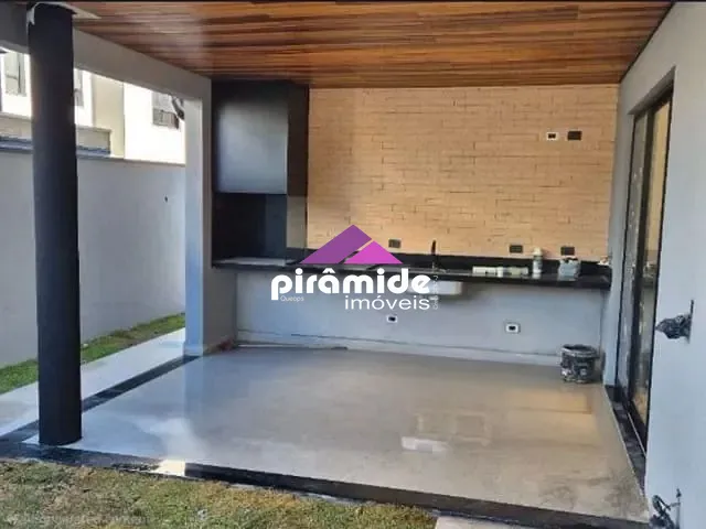 Casa com 250m² 4 quartos e 5 banheiros, à venda, no bairro Floresta em São José dos Campos
