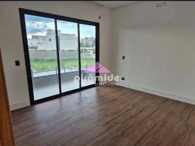 Casa com 250m² 4 quartos e 5 banheiros, à venda, no bairro Floresta em São José dos Campos