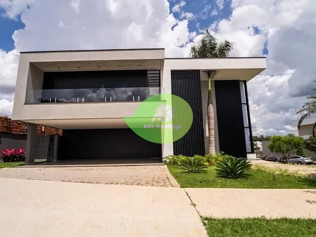 Casa com 1124m² 4 quartos e 5 banheiros, à venda, no bairro Jardim Astro em Sorocaba