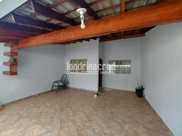 Casa com 126m² 2 quartos e 2 banheiros, à venda, no bairro Jardim do Leste em Londrina