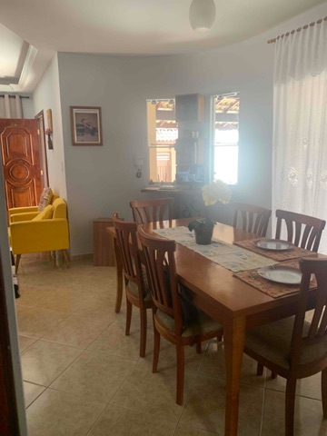 Sobrado com 300m² 5 quartos e 4 banheiros, à venda, no bairro Residencial Campo Belo em Pindamonhangaba