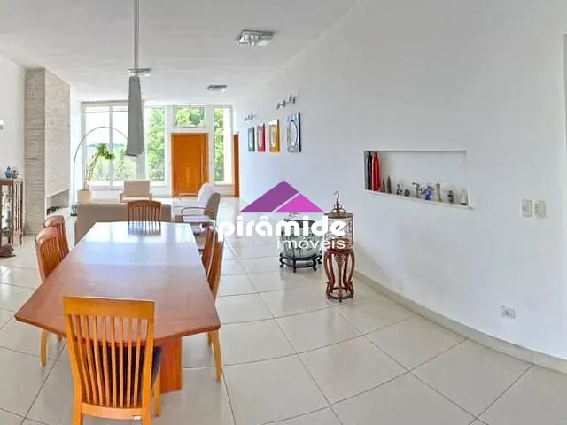 Casa com 1000m² 3 quartos e 3 banheiros, à venda, no bairro Condomínio Residencial Mirante do Vale em Jacareí