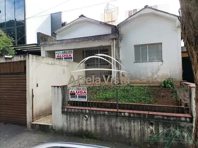 Casa com 250m² 3 quartos e 2 banheiros, para alugar, no bairro Centro em Osasco