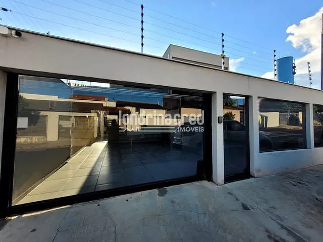 Casa com 200m² 3 quartos e 2 banheiros, à venda, no bairro Jardim Planalto em Londrina
