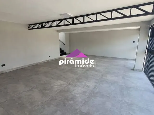 Casa com 250m² 3 quartos e 5 banheiros, à venda, no bairro Bosque dos Eucaliptos em São José dos Campos