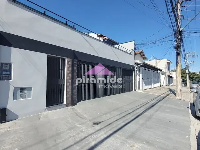 Casa com 250m² 3 quartos e 5 banheiros, à venda, no bairro Bosque dos Eucaliptos em São José dos Campos