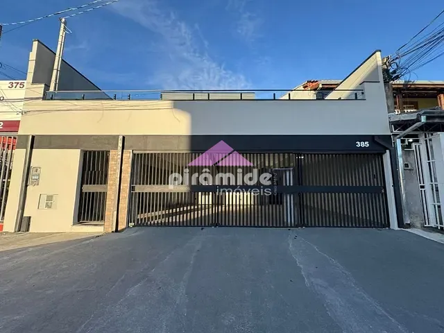 Casa com 250m² 3 quartos e 5 banheiros, à venda, no bairro Bosque dos Eucaliptos em São José dos Campos