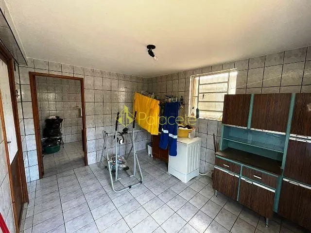 Casa com 288m² 3 quartos e 2 banheiros, à venda, no bairro Loteamento Residencial Andrade em Pindamonhangaba