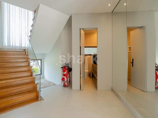 Casa com 1780m² 5 quartos e 6 banheiros, à venda, no bairro Residencial Tamboré em Barueri
