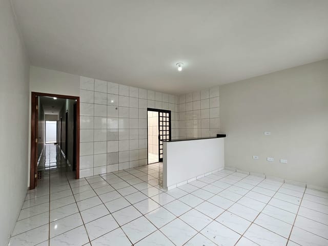 Foto do Casa - Casa geminada no Jardim Pequena Londres | 3 quartos (1 suíte), 2 banheiros, sala ampla, cozinha, 2 vagas | 75m² construídos | Agende sua visita! | Londrina Cred Imóveis