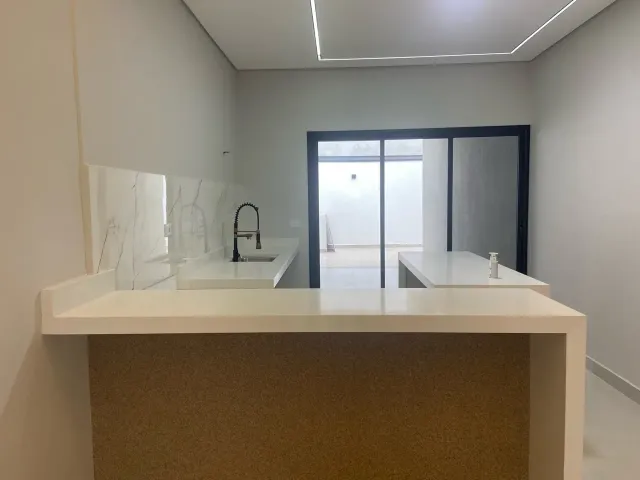 Casa com 175m² 3 quartos e 2 banheiros, à venda, no bairro Residencial e Comercial Bosque da Imperatriz em Pindamonhangaba