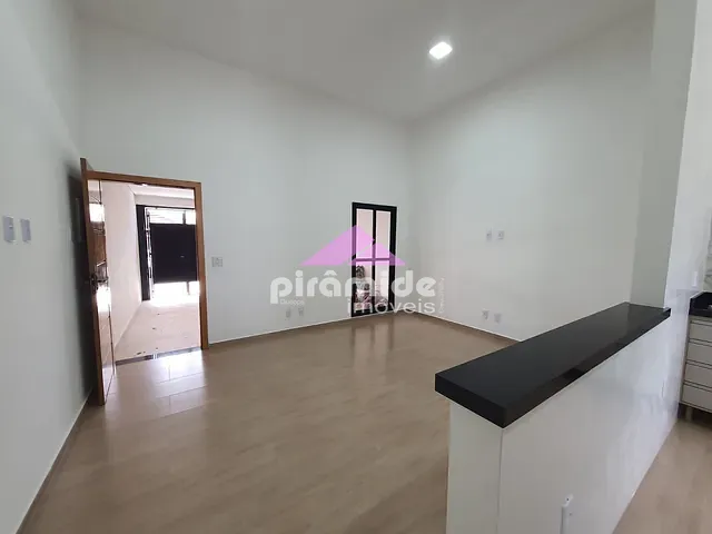 Casa com 125m² 3 quartos e 2 banheiros, à venda, no bairro Jardim Satélite em São José dos Campos