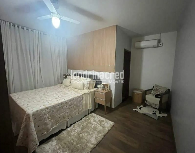 Casa, 3 quartos, 164 m² - Foto 4