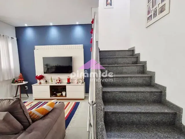 Casa com 150m² 3 quartos e 2 banheiros, à venda, no bairro Jardim América em São José dos Campos