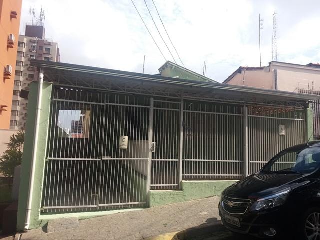 Foto do Casa - Casa com 3 dormitórios para alugar, 180 m² por R$ 1.800,00/mês - Centro - Sorocaba/SP | Ary Proenca Negócios Imobiliários Ltda
