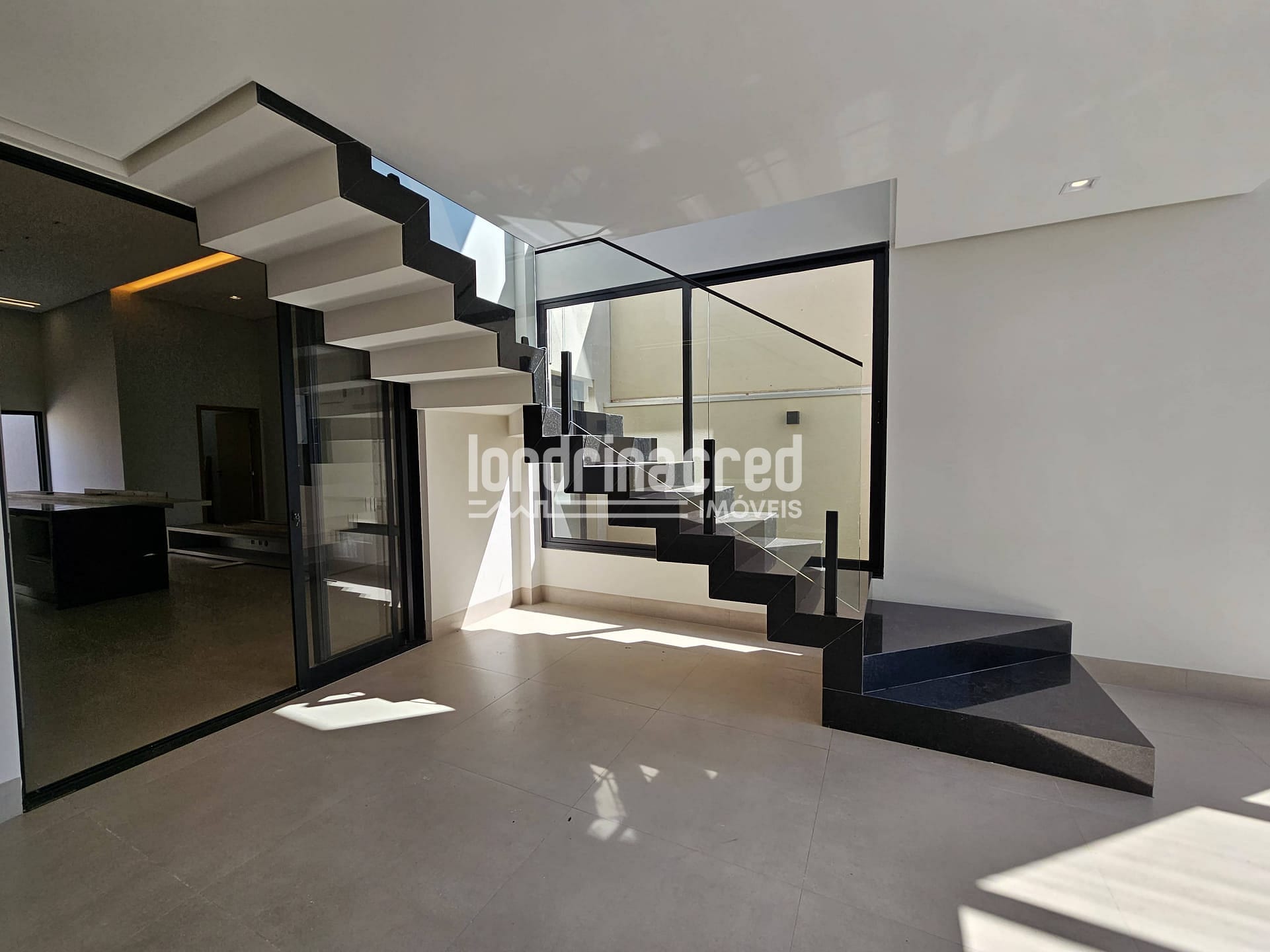 Casa, 3 quartos, 214 m² - Foto 4