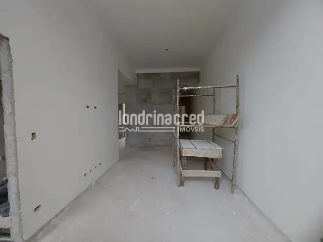 Casa com 130m² 2 quartos e 1 banheiro, à venda, no bairro Jardim Pequena Londres em Londrina