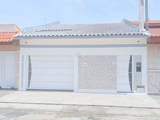 Casa 3 quartos e 2 banheiros, à venda, no bairro Santa Terezinha em Aparecida