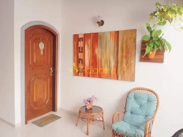 Casa 3 quartos e 2 banheiros, à venda, no bairro Santa Terezinha em Aparecida
