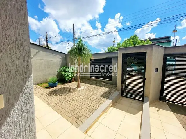 Casa com 250m² 3 quartos e 4 banheiros, à venda, no bairro Jardim Oriente em Londrina