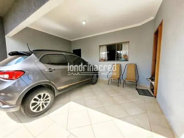 Casa com 250m² 3 quartos e 4 banheiros, à venda, no bairro Jardim Oriente em Londrina