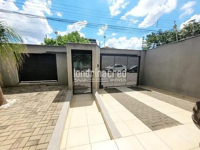 Casa com 250m² 3 quartos e 4 banheiros, à venda, no bairro Jardim Oriente em Londrina