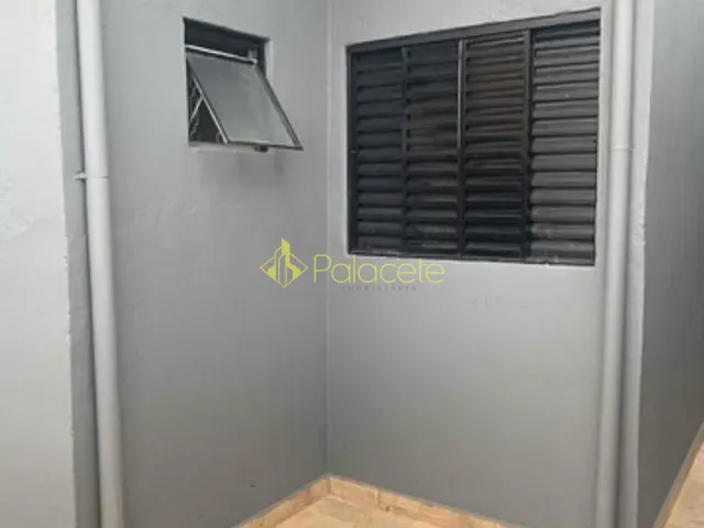 Casa com 125m² 2 quartos e 2 banheiros, à venda, no bairro Residencial Mombaça I em Pindamonhangaba