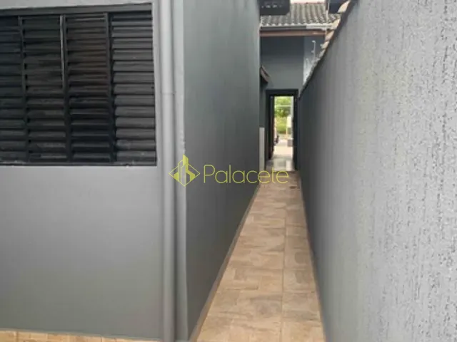 Casa com 125m² 2 quartos e 2 banheiros, à venda, no bairro Residencial Mombaça I em Pindamonhangaba