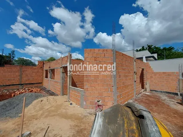 Casa com 137m² 3 quartos e 2 banheiros, à venda, no bairro Jardim Montecatini em Londrina