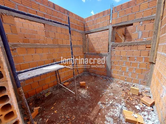 Casa com 137m² 3 quartos e 2 banheiros, à venda, no bairro Jardim Montecatini em Londrina