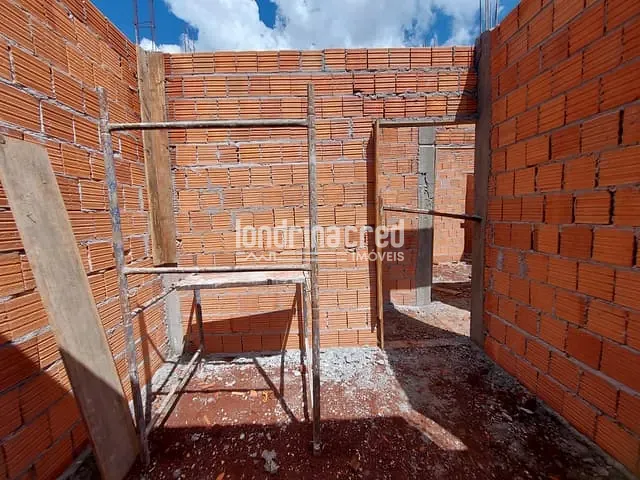 Casa com 130m² 3 quartos e 2 banheiros, à venda, no bairro Jardim Montecatini em Londrina