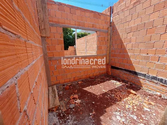 Casa com 130m² 3 quartos e 2 banheiros, à venda, no bairro Jardim Montecatini em Londrina