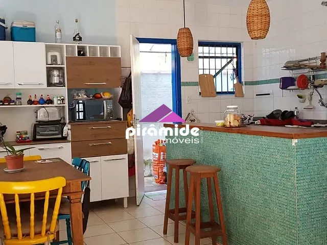 Casa com 301m² 2 quartos e 1 banheiro, à venda, no bairro Boiçucanga em São Sebastião