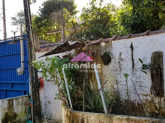 Casa com 301m² 2 quartos e 1 banheiro, à venda, no bairro Boiçucanga em São Sebastião