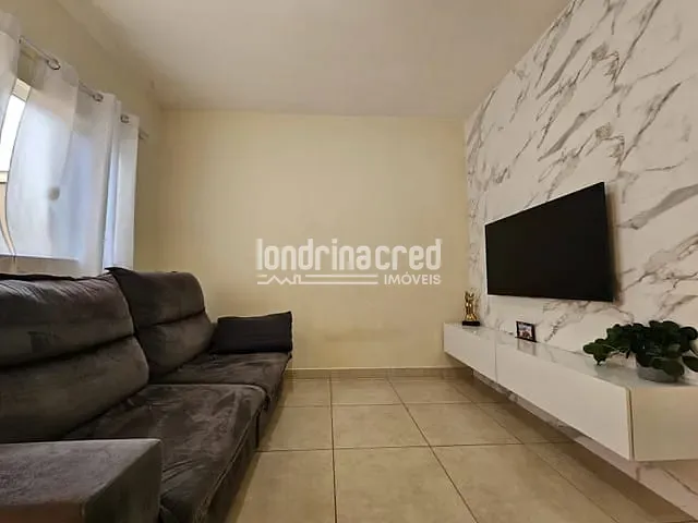 Casa com 125m² 2 quartos e 1 banheiro, à venda, no bairro Jardim São Paulo II em Londrina