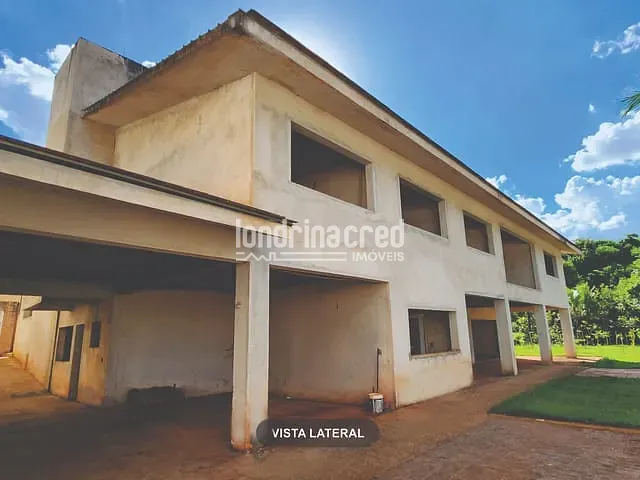 Casa com 2598m² 5 quartos e 5 banheiros, à venda, no bairro Colonial em Londrina