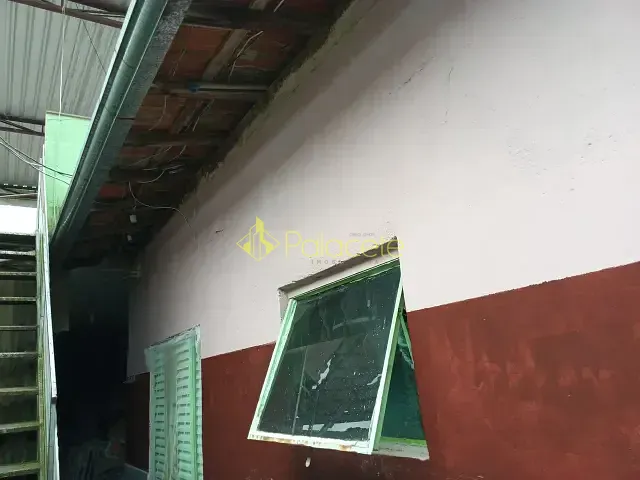 Casa com 125m² 2 quartos e 165 banheiros, à venda, no bairro Conjunto Residencial Araretama em Pindamonhangaba