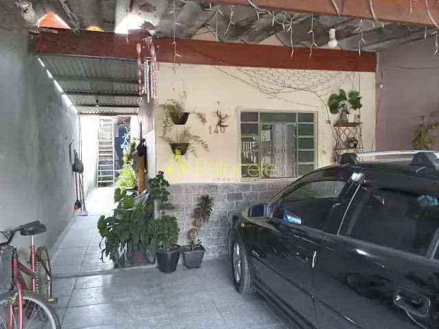 Casa com 125m² 2 quartos e 165 banheiros, à venda, no bairro Conjunto Residencial Araretama em Pindamonhangaba
