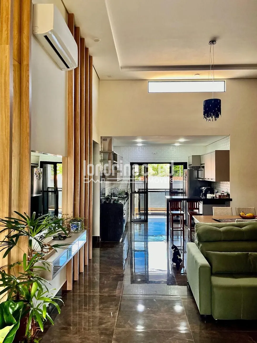 Casa, 3 quartos, 249 m² - Foto 2