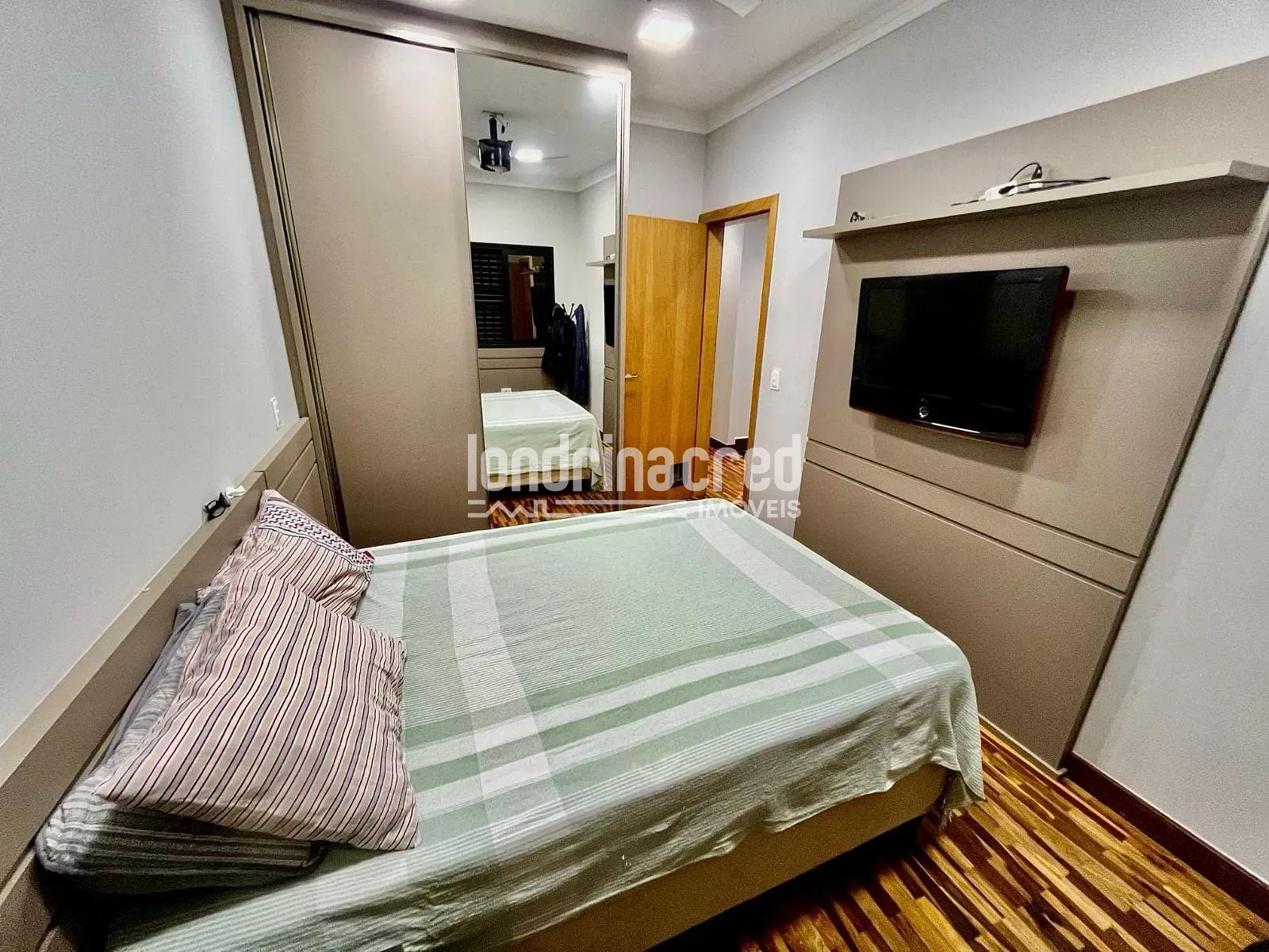 Casa, 3 quartos, 249 m² - Foto 13